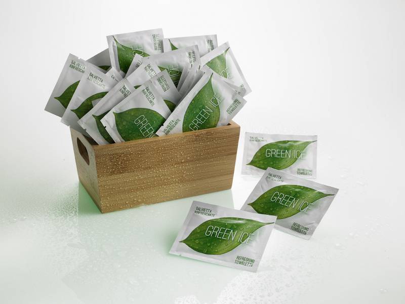 Green Ice refreshing green tea wipes 9x7cm